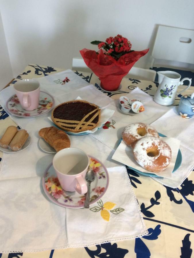 Casa "La Conchiglia" Bed and Breakfast Civitanova Marche Buitenkant foto